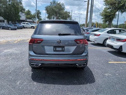 Used 2024 Volkswagen Tiguan SEL R-Line AWD/4WD image 6