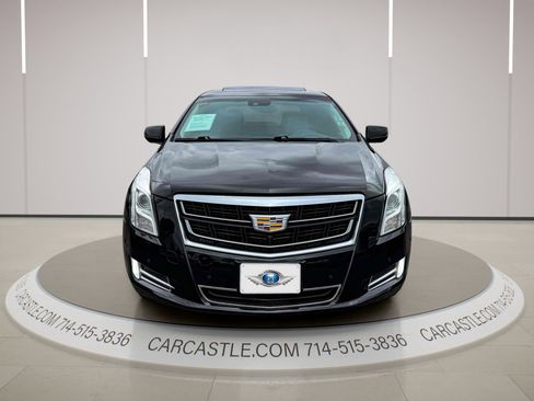 Used 2016 Cadillac XTS Premium FWD image 2