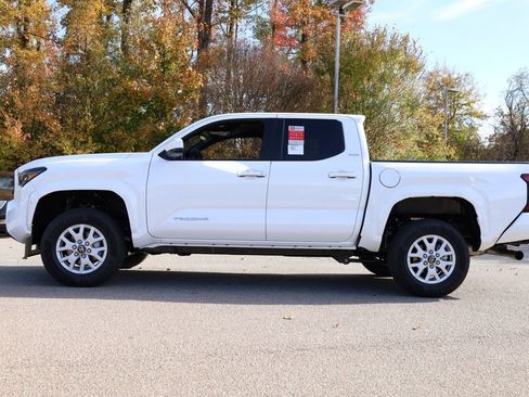 New 2025 Toyota Tacoma SR5 image 4