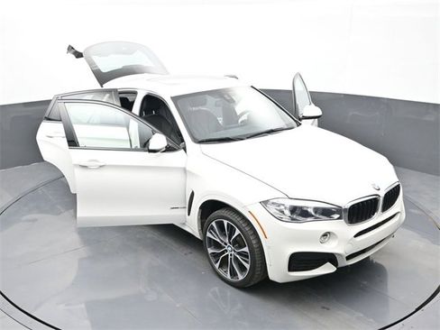 Used 2018 BMW X6 xDrive35i image 32
