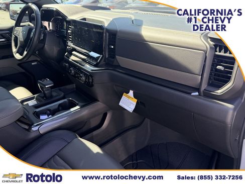 Used 2026 Chevrolet Silverado 1500 ZR2 w/ Dark Appearance Package AWD/4WD image 7