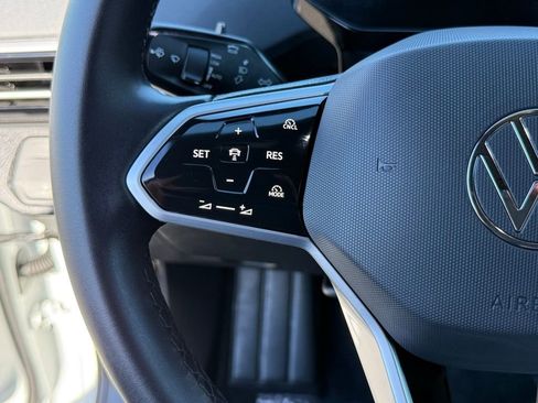 New 2026 Volkswagen ID.4 Pro RWD image 15