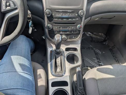 Used 2014 Chevrolet Malibu LS FWD image 13