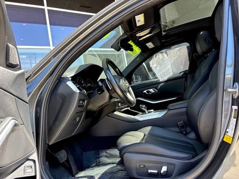 Used 2019 BMW 330i Sedan RWD image 9