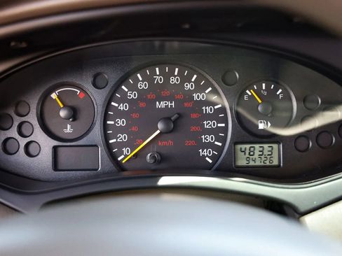 Used 2004 Ford Focus SE FWD image 27