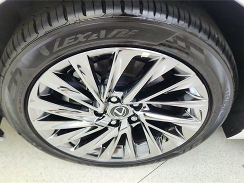 Used 2025 Lexus ES 350 Ultra Luxury image 59