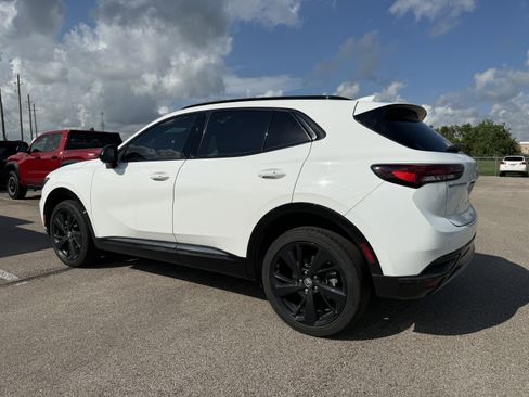 Used 2023 Buick Envision Essence w/ Sport Touring Package FWD image 3