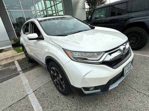 Used 2017 Honda CR-V Touring image 4
