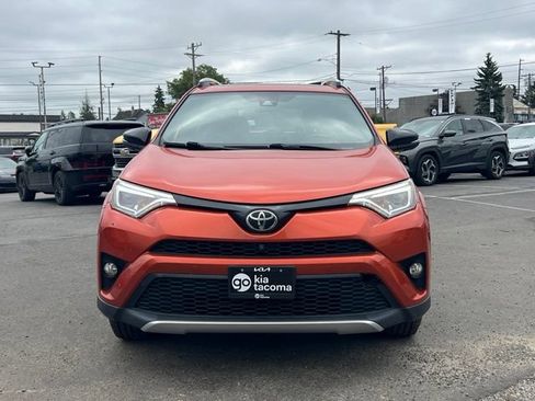 Used 2016 Toyota RAV4 SE w/ Advanced Technology Package AWD/4WD image 4