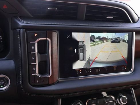 Certified 2024 GMC Yukon Denali Ultimate AWD/4WD image 34
