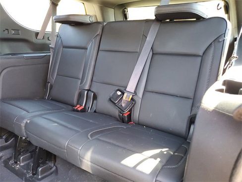Used 2021 GMC Yukon XL Denali image 30