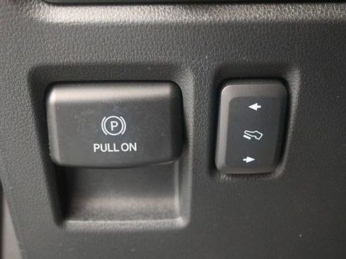 Used 2023 Ford F150 Lariat w/ Equipment Group 502A High image 9