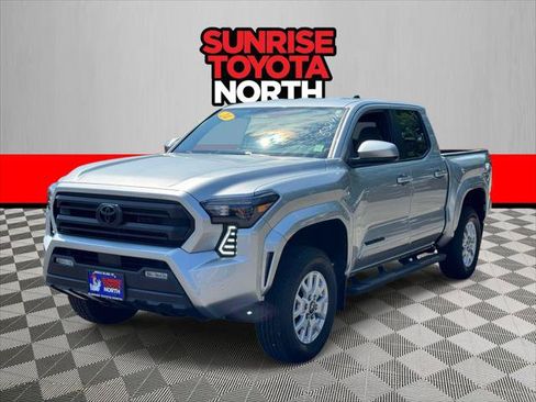 Certified 2024 Toyota Tacoma SR5 AWD/4WD image 1