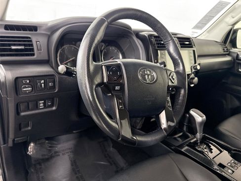 Certified 2024 Toyota 4Runner TRD Off-Road Premium image 4