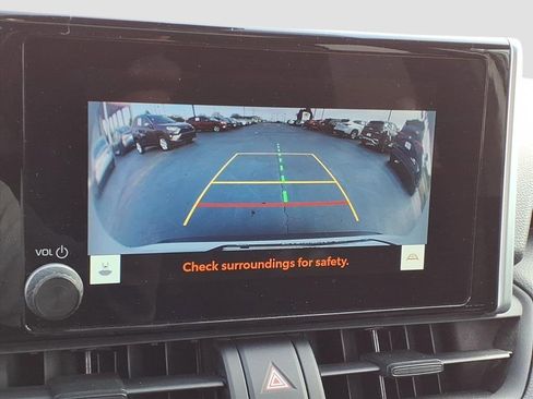 Used 2024 Toyota RAV4 XLE image 39