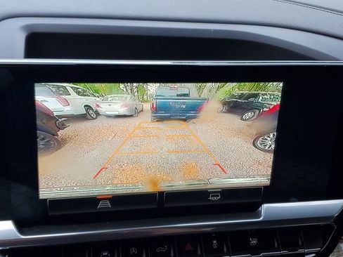 Used 2023 GMC Sierra 1500 SLE image 21