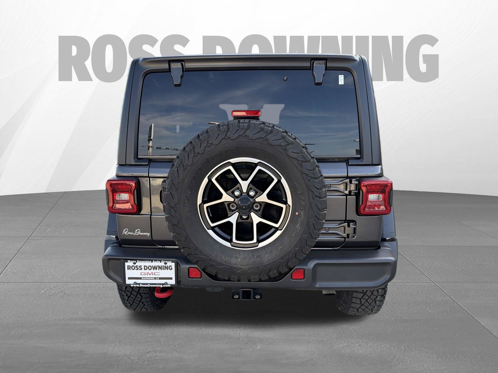 Used 2024 Jeep Wrangler Unlimited Rubicon AWD/4WD image 5