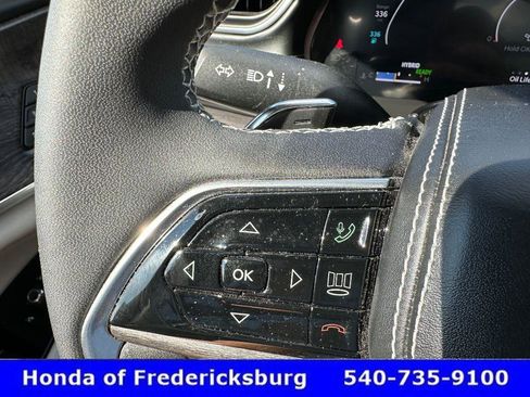 Used 2022 Jeep Grand Cherokee Overland image 28