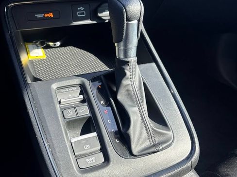 Used 2025 Honda CR-V LX image 27
