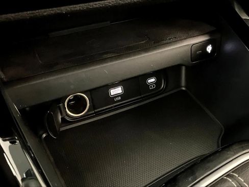 Used 2024 Kia Soul GT-Line image 32