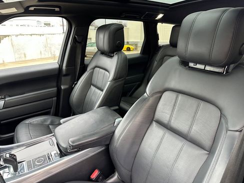 Used 2018 Land Rover Range Rover Sport HSE image 15