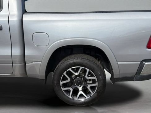 Used 2025 RAM 1500 Laramie AWD/4WD image 34