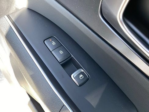 New 2026 Kia Sorento LX FWD image 26