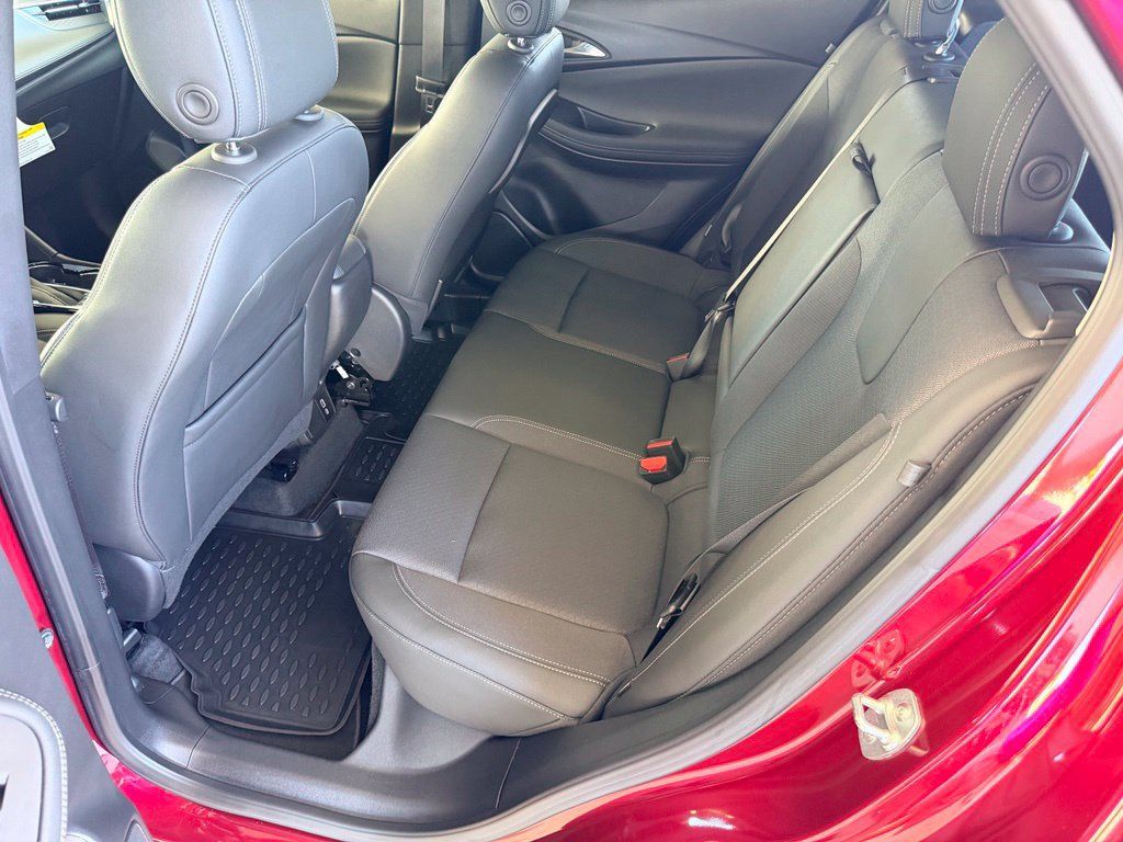 Used 2025 Buick Encore GX Preferred w/ Comfort Package FWD image 30