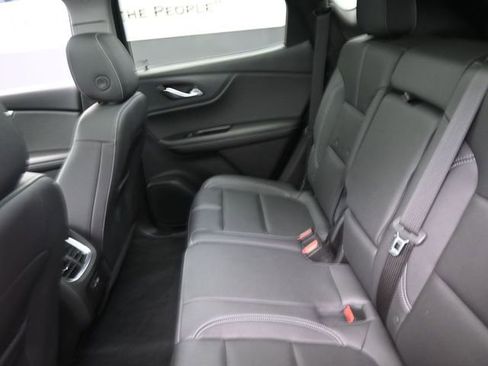 Used 2023 Chevrolet Blazer LT image 22