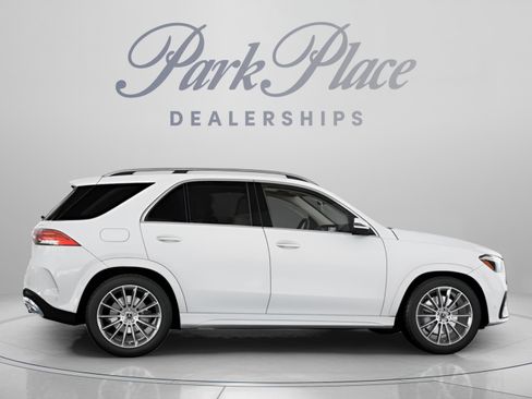 Certified 2025 Mercedes-Benz GLE 350 4MATIC w/ AMG Line Exterior image 25