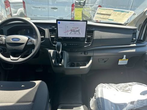 New 2026 Ford Transit 150 Low Roof RWD image 22