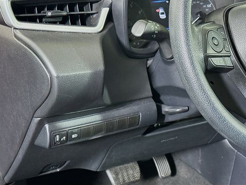 Used 2024 Toyota Corolla LE image 16