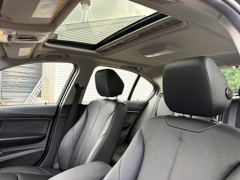 Used 2015 BMW 320i xDrive Sedan AWD/4WD image 23
