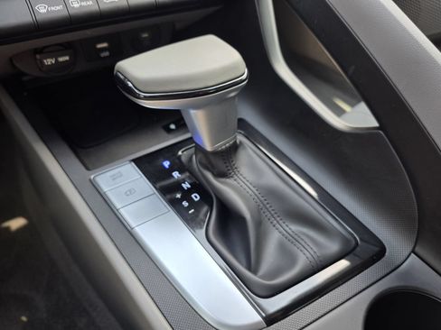 Certified 2025 Hyundai Elantra Sport FWD image 24