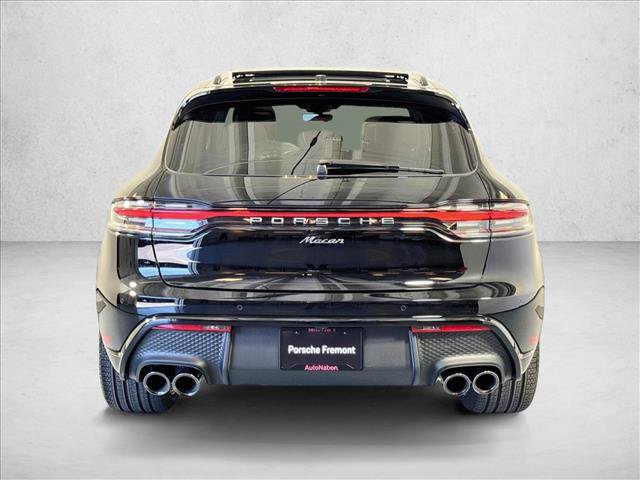 Used 2025 Porsche Macan AWD/4WD image 10
