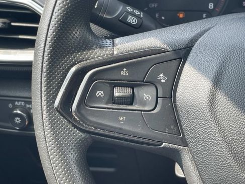 Used 2023 Chevrolet TrailBlazer LT w/ Convenience Package FWD image 26