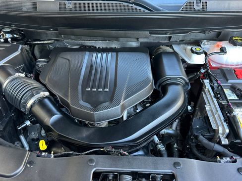 Certified 2024 Chevrolet Traverse LT image 25