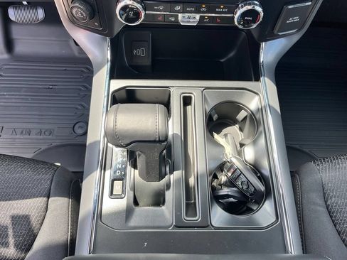 New 2026 Ford F150 XLT w/ Equipment Group 302A MID AWD/4WD image 18