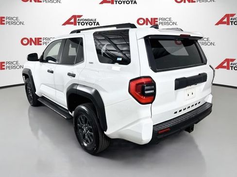 Certified 2025 Toyota 4Runner SR5 AWD/4WD image 6