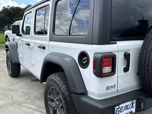 New 2025 Jeep Wrangler Sport S image 9