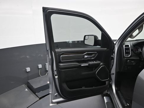 Used 2022 RAM 1500 Laramie RWD image 12