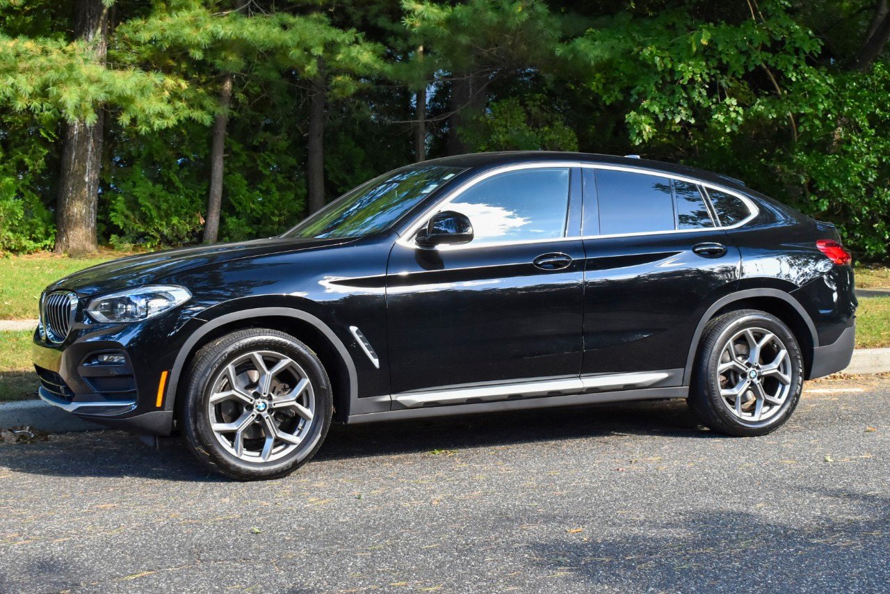 Used 2021 BMW X4 xDrive30i w/ Convenience Package AWD/4WD image 2