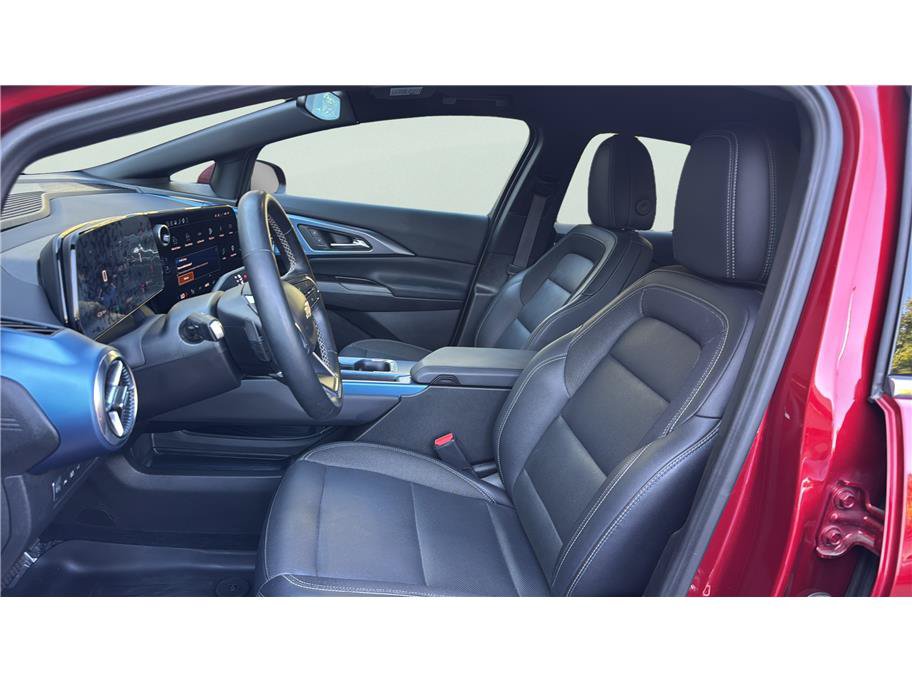 Used 2024 Chevrolet Equinox EV LT FWD image 16