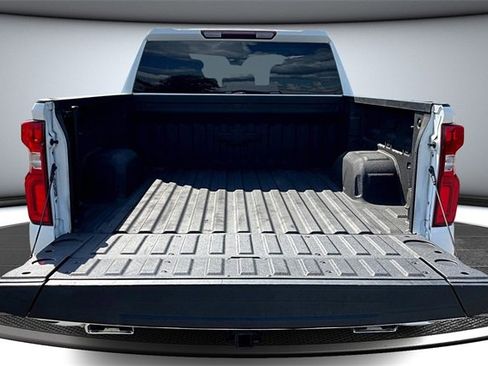 Used 2023 Chevrolet Silverado 1500 RST image 7