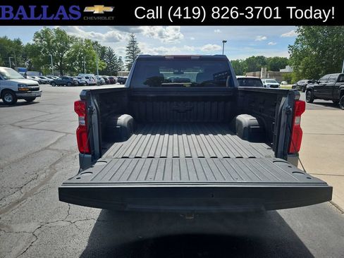 Certified 2022 Chevrolet Silverado 1500 RST AWD/4WD image 26