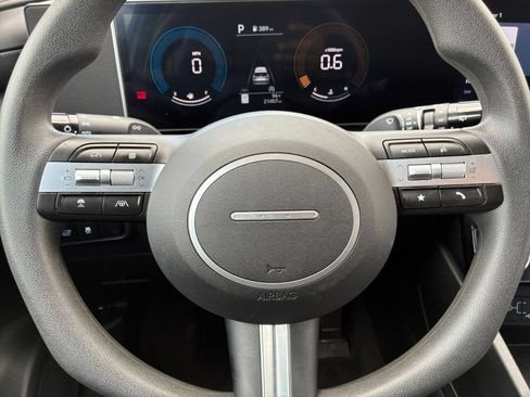 Used 2026 Hyundai Tucson SEL FWD image 24
