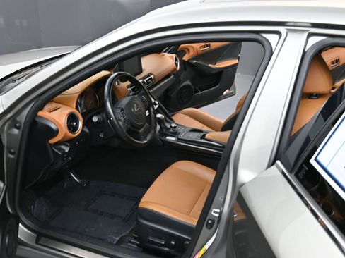 Used 2022 Lexus IS 300 300 image 12