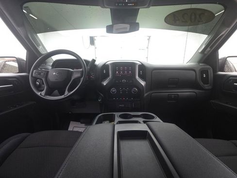 Used 2024 Chevrolet Silverado 1500 Custom Trail Boss image 2