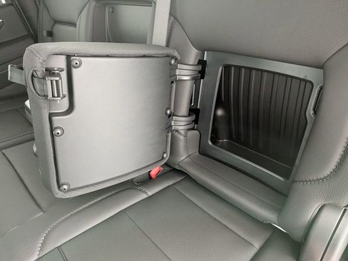 New 2025 GMC Sierra 3500 Denali w/ Denali Reserve Package image 34