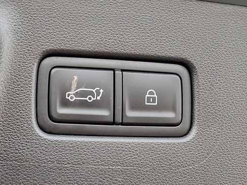 Used 2025 Hyundai Santa Fe SEL image 28